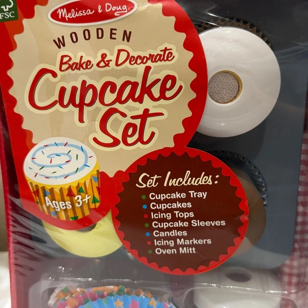Melissa & Doug Wooden Bake & Decorate Cupcake Set - Blue, Green, Pink